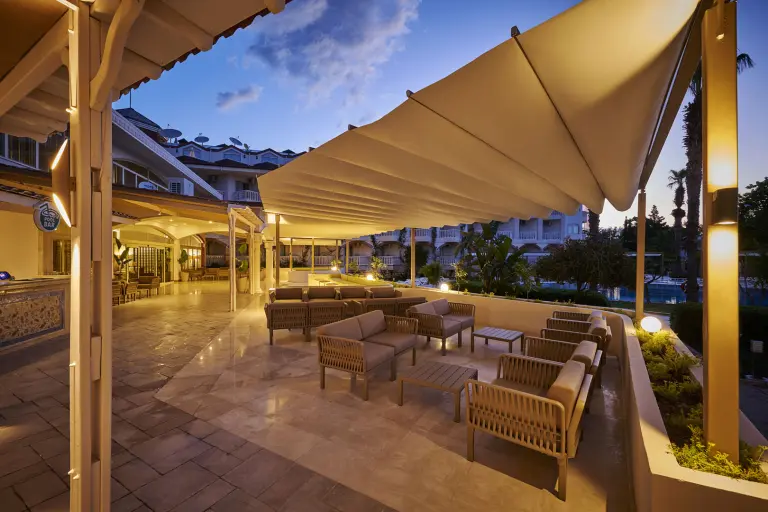 Restoran &amp; Bar