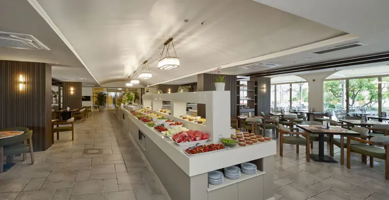 Restoran &amp; Bar